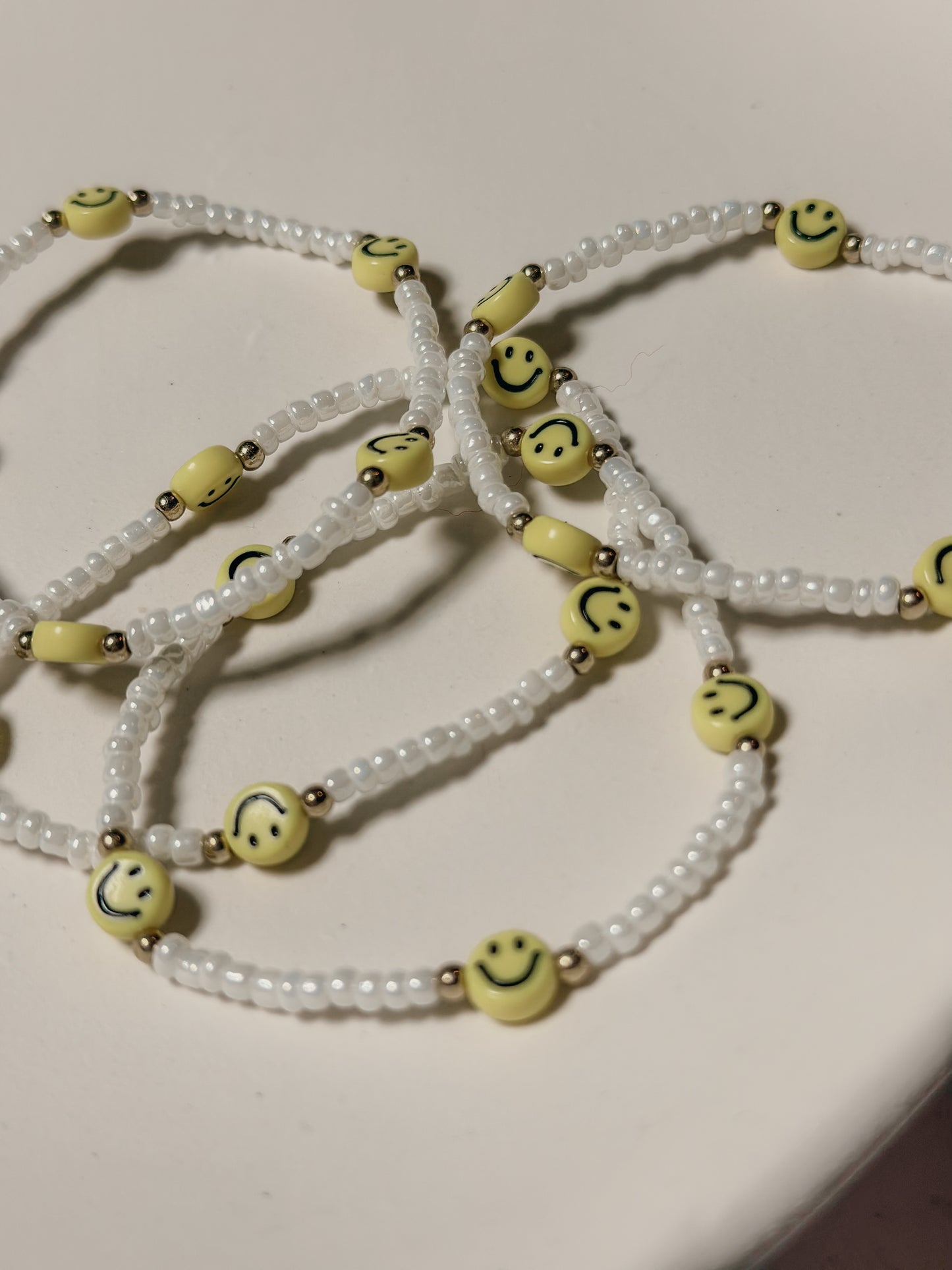 SMILEY ARMBAND