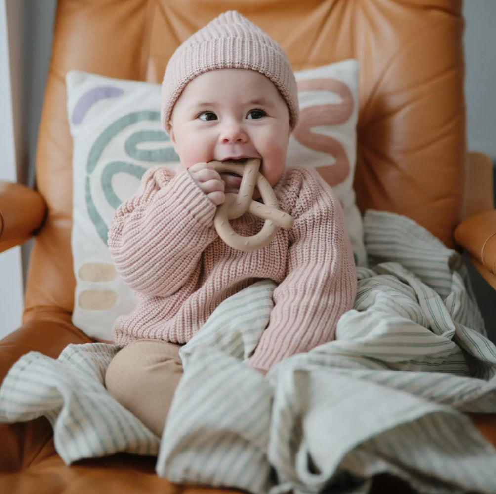 BREZEL TEETHER | MUSHIE