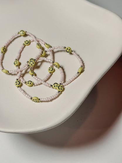 SMILEY ARMBAND